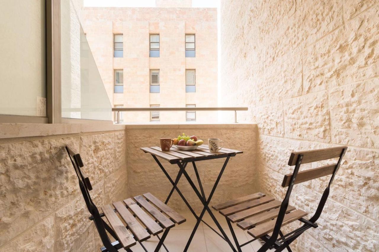 Exclusive Two-Bedroom Apartment With Parking Jerusalem Exterior foto