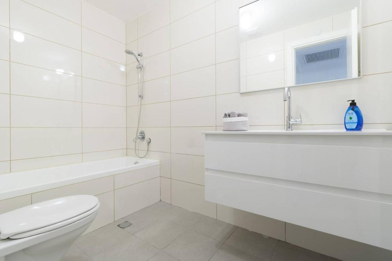 Exclusive Two-Bedroom Apartment With Parking Jerusalem Exterior foto