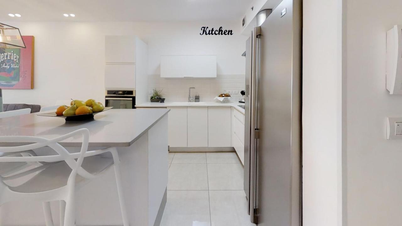 Exclusive Two-Bedroom Apartment With Parking Jerusalem Exterior foto