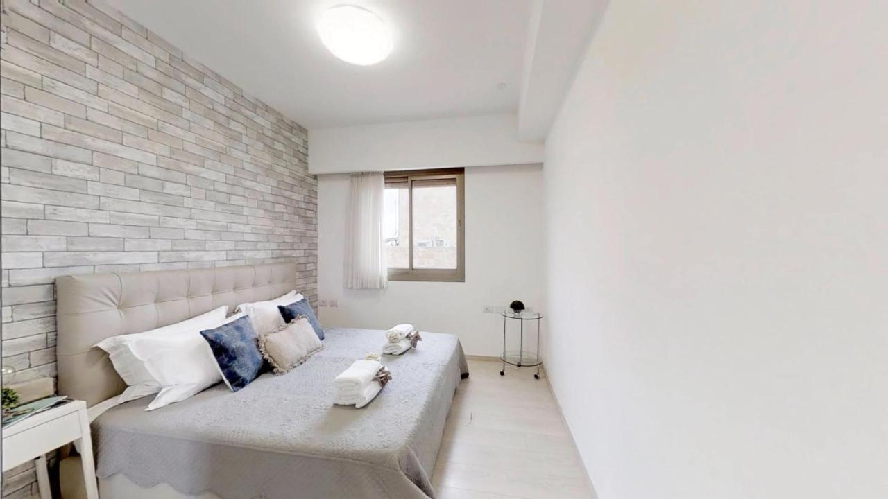 Exclusive Two-Bedroom Apartment With Parking Jerusalem Exterior foto